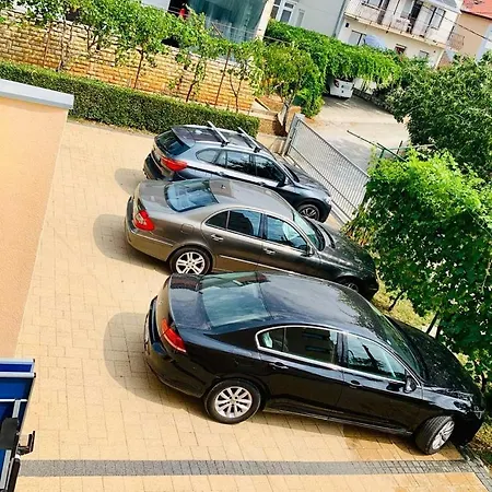 Ruzica Apartament *